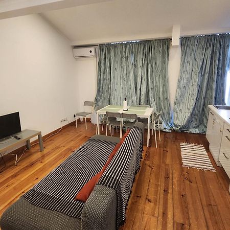 Daora Lisbon Low Cost Hostel Екстер'єр фото
