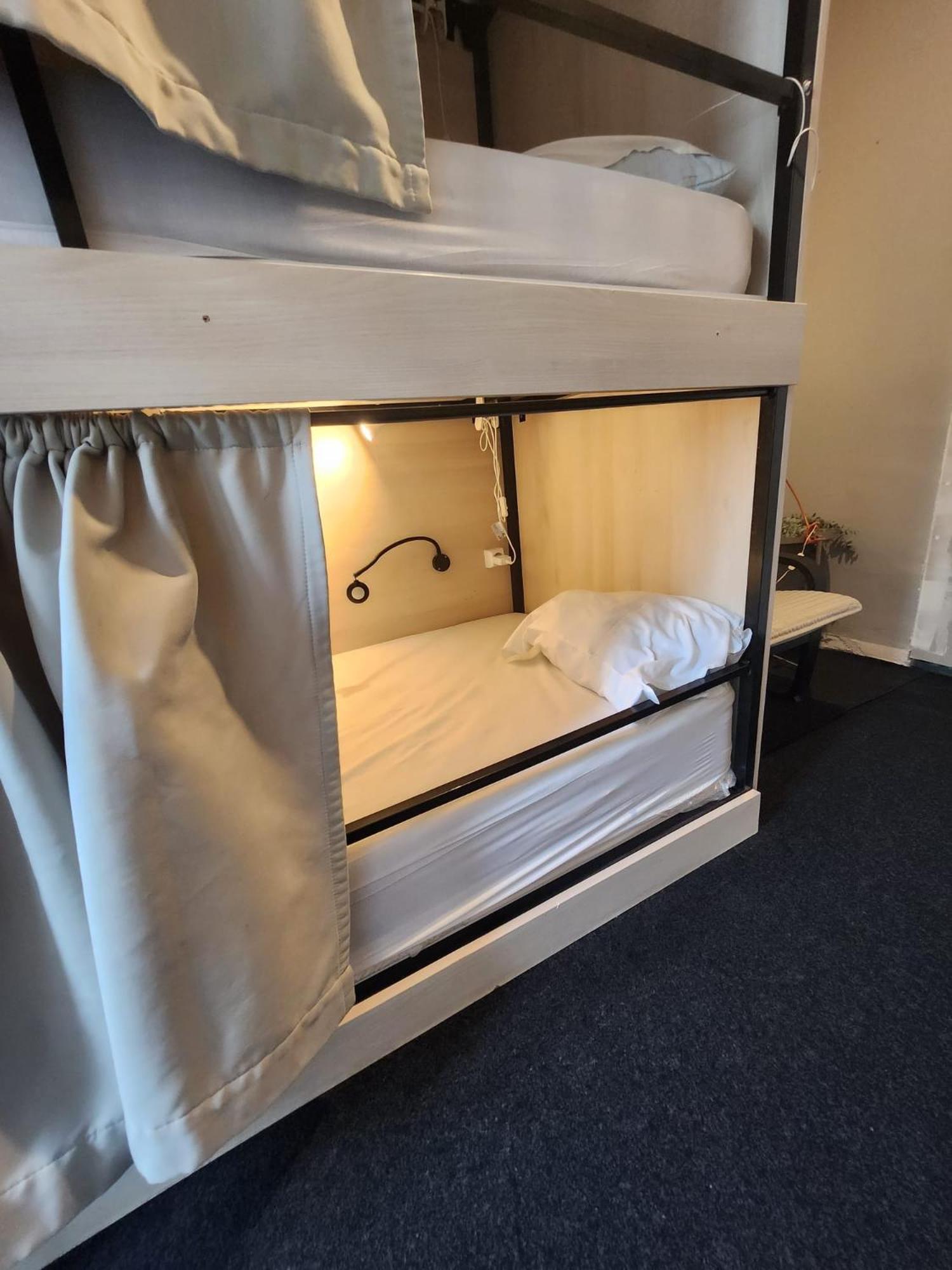 Daora Lisbon Low Cost Hostel Екстер'єр фото