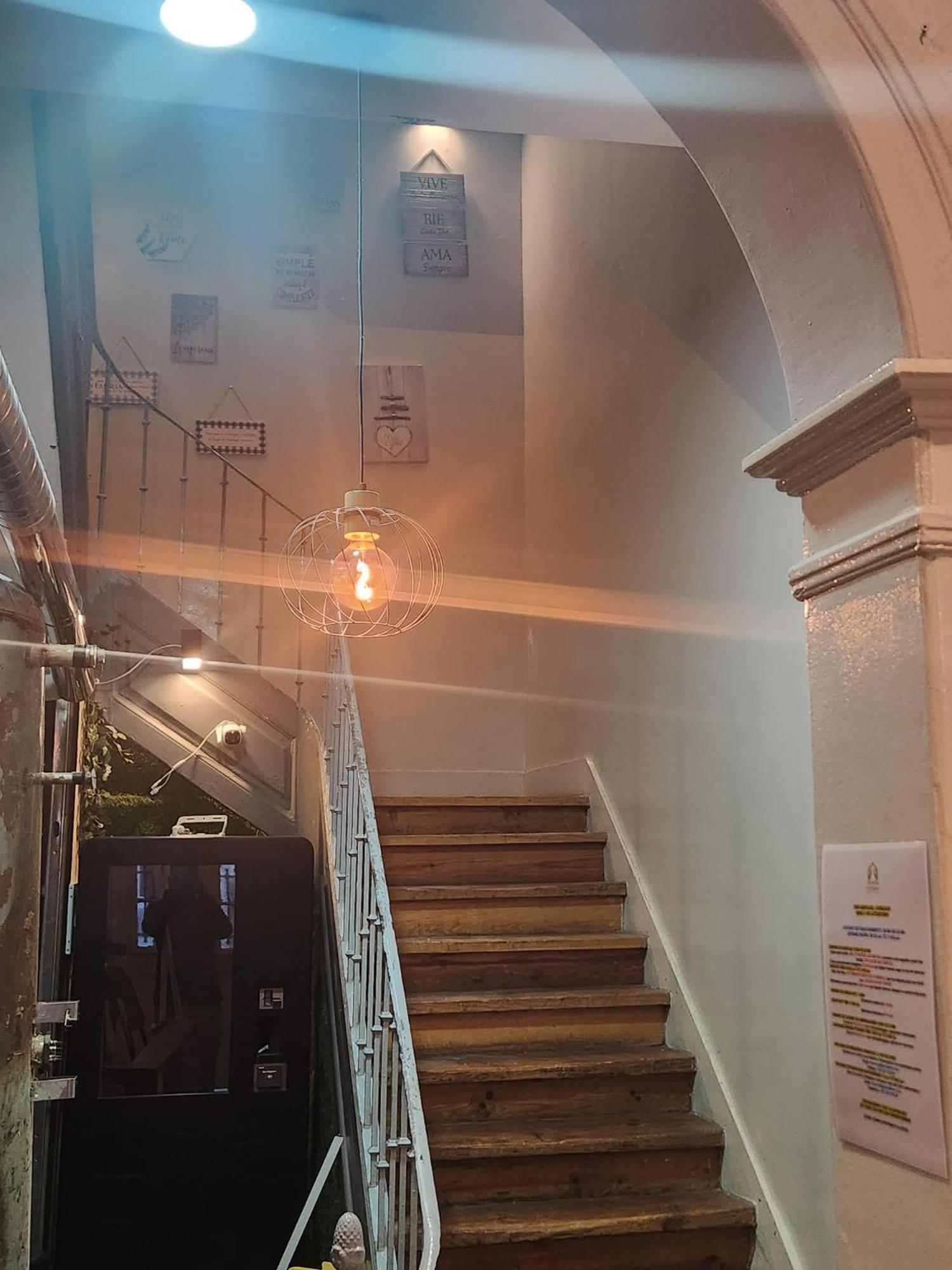 Daora Lisbon Low Cost Hostel Екстер'єр фото